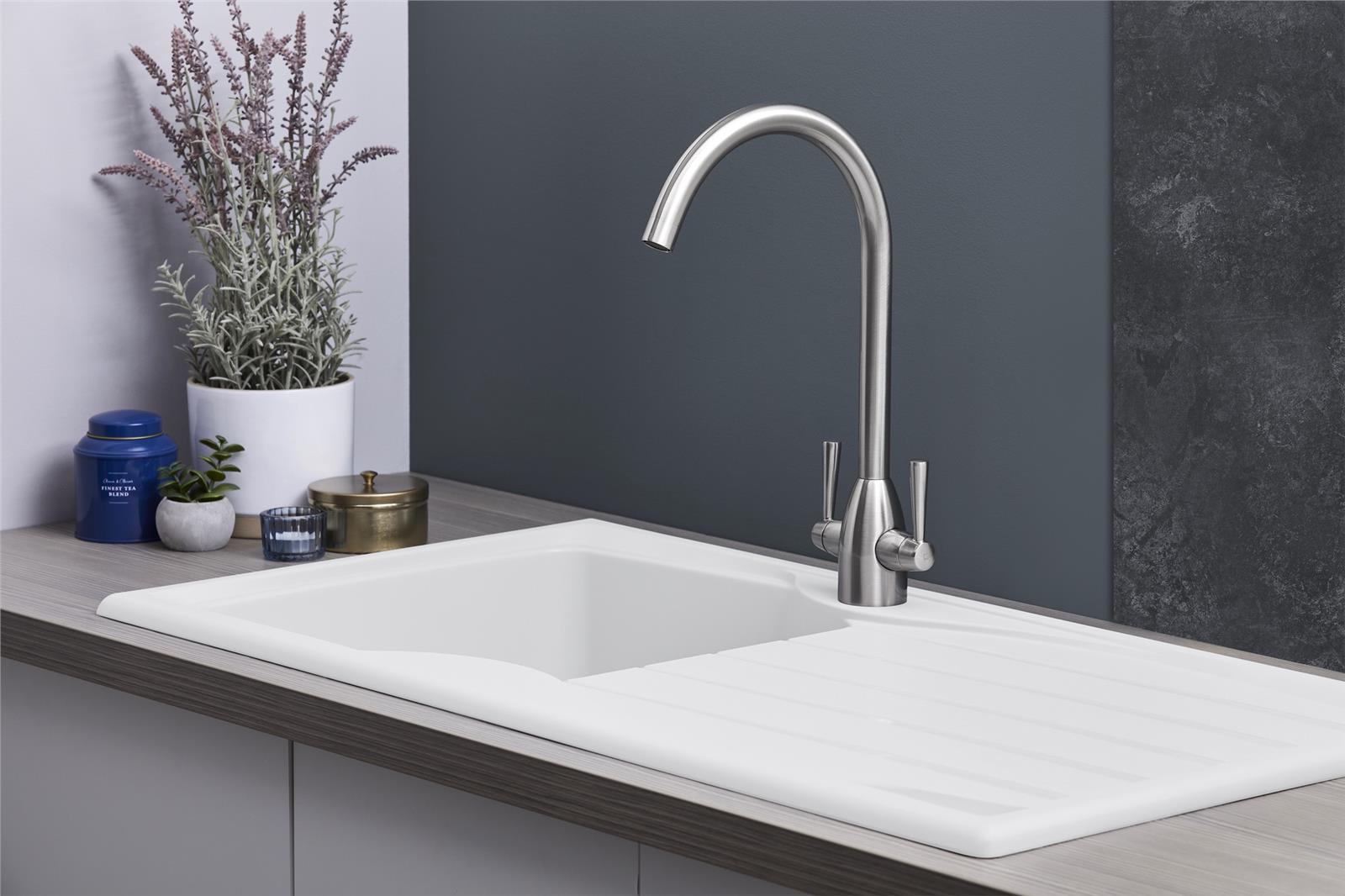 Liquida CMP10WH 1.0 Bowl Reversible White Kitchen Sink And Waste Kit